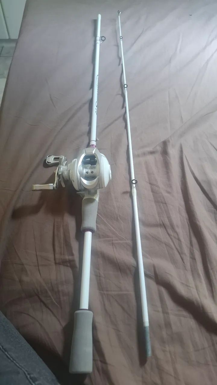 Kit pesca vara e carretilha branca  - Foto 2