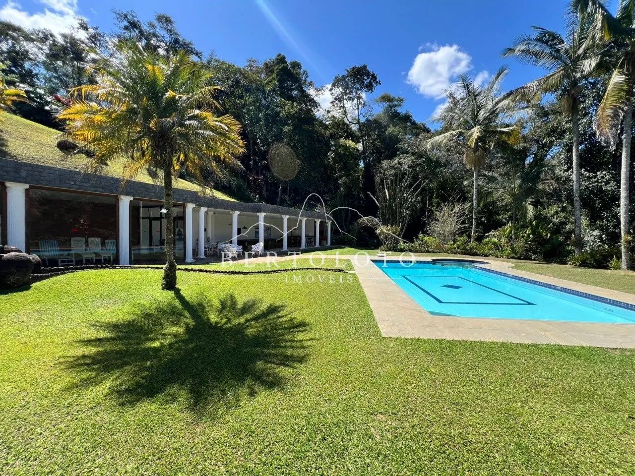 Casa de 4 quartos no Cuiabá