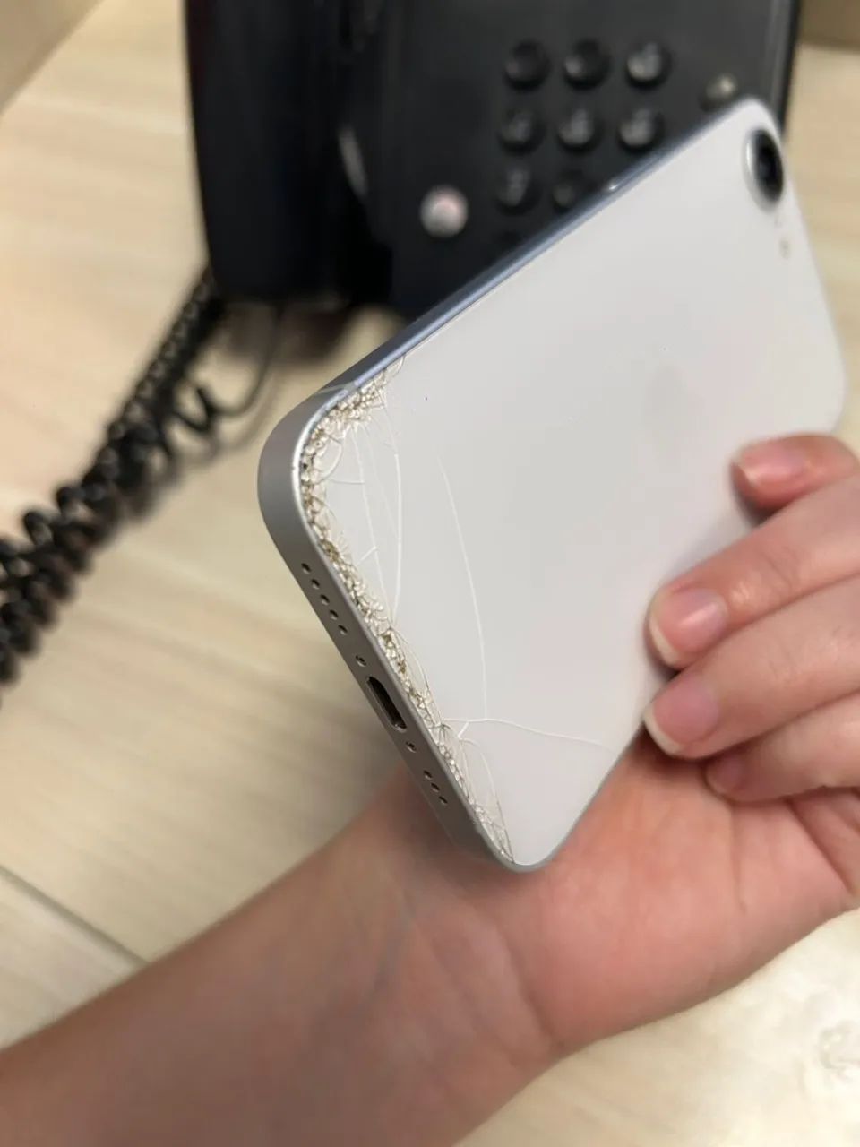 iPhone 16E - Foto 5