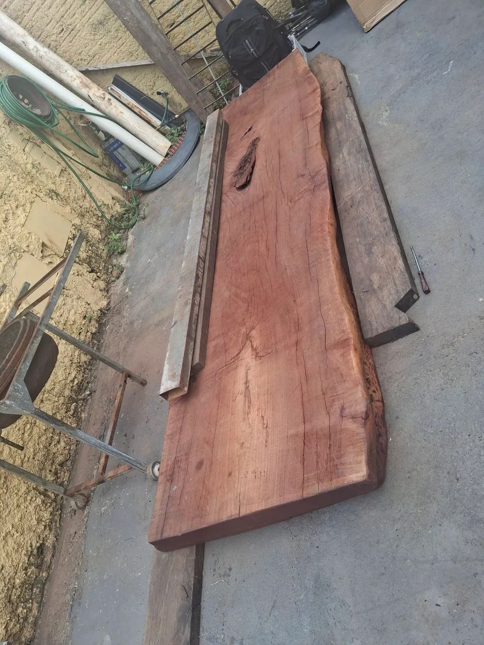 Prancha de mesa madeira maciça 