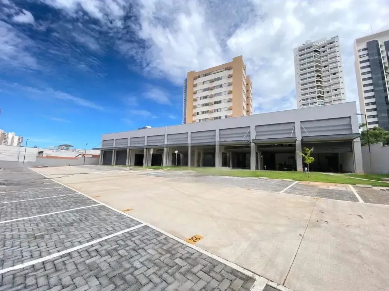 ALUGO SALÃO COMERCIAL NA REGIÃO DO GOIABEIRAS DE 100M2 - Cuiabá/MT - Foto 5