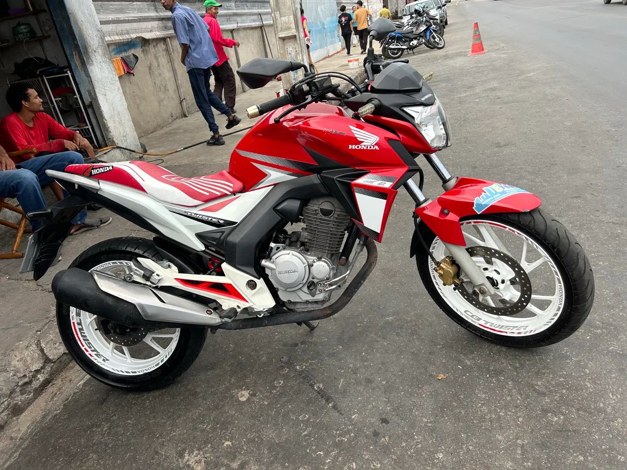Honda CB Twister 2017 - Foto 4