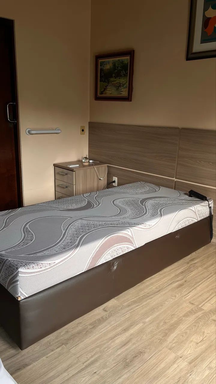 Cama Hospitalar Motorizada Elétrica (com Colchão) - Ótimo Estado - Foto 5