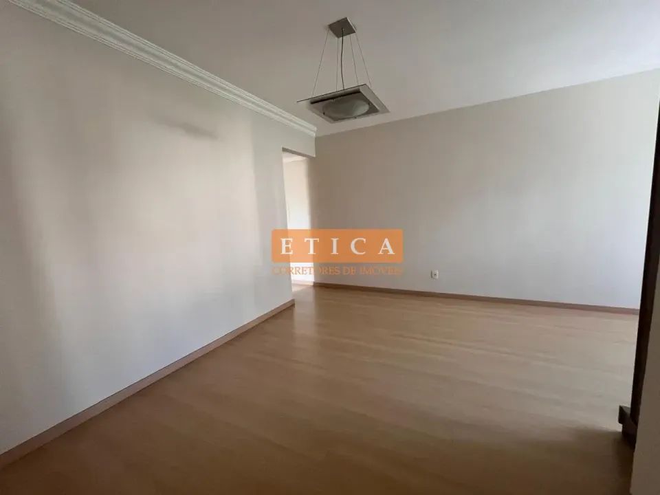 Apartamento À Venda Edifício Castel Gandolfo Londrina - Foto 4