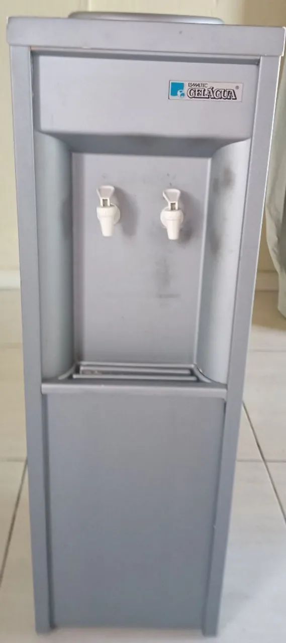 Gelágua Esmaltec 
