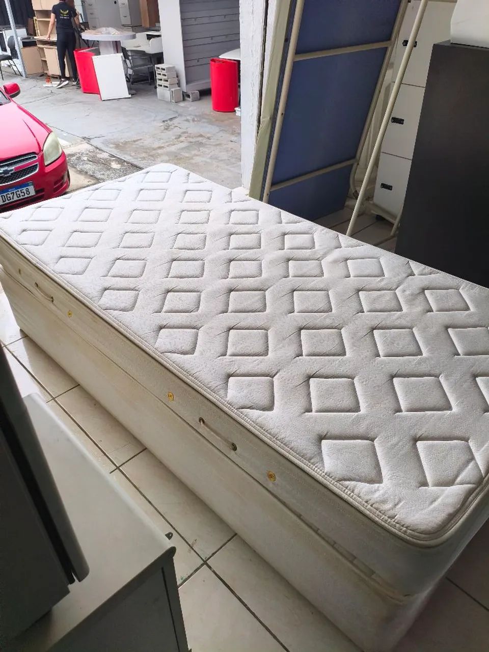 Box solteiro com colchão e auxiliar  - Foto 3