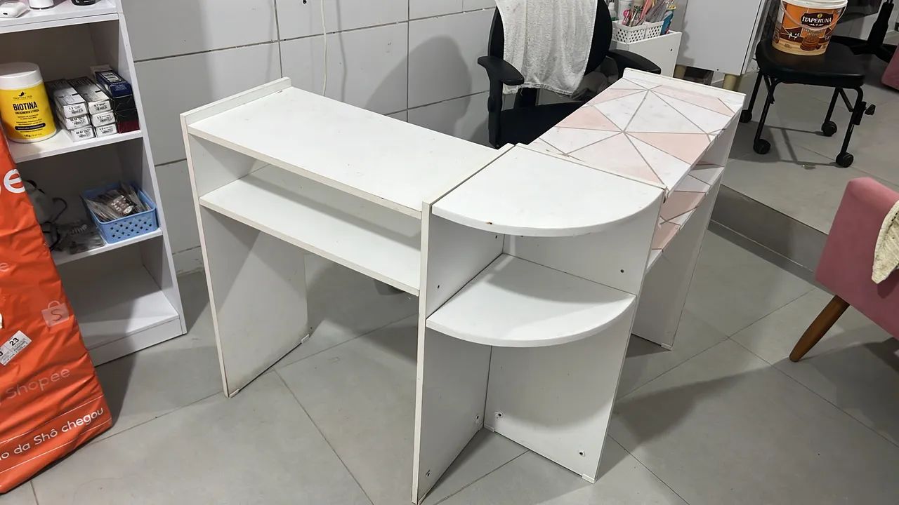 Mesa de manicure 