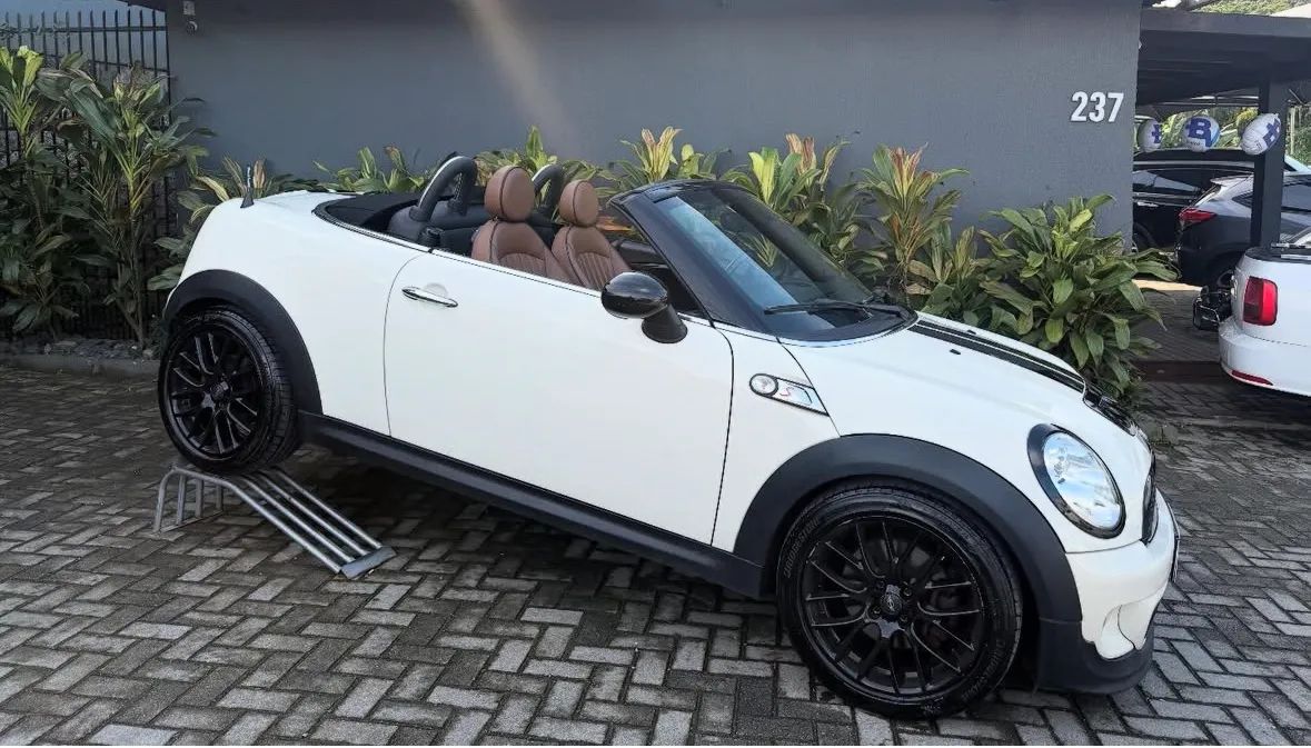 Mini Cooper Roadster S 1.6 Aut. 2013 - Foto 2