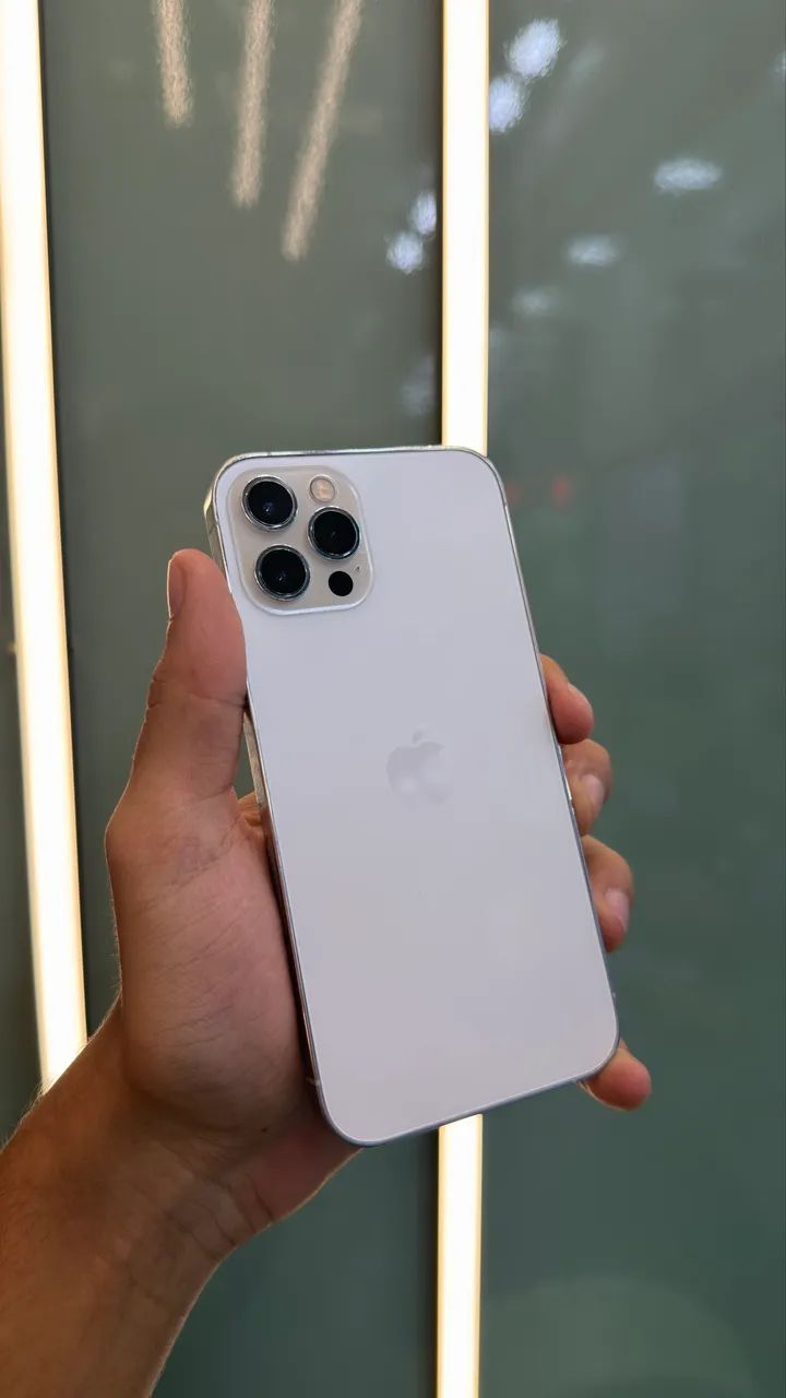 iPhone 12 Pro 128GB Branco - Celulares e Smartphones - Santa