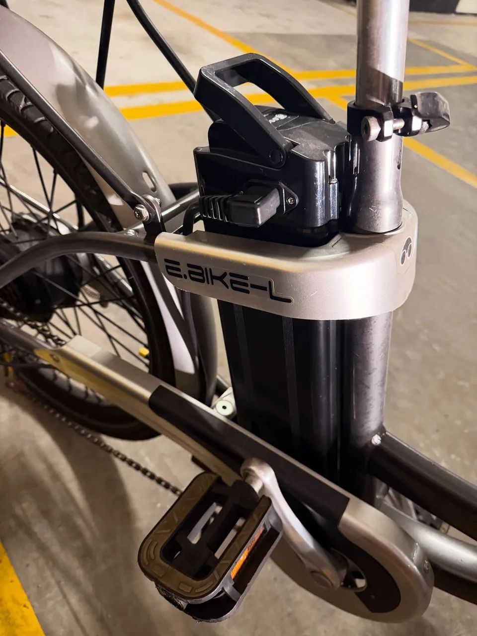 Bike elétrica Lev 2018 - Excelente estado  - Foto 2