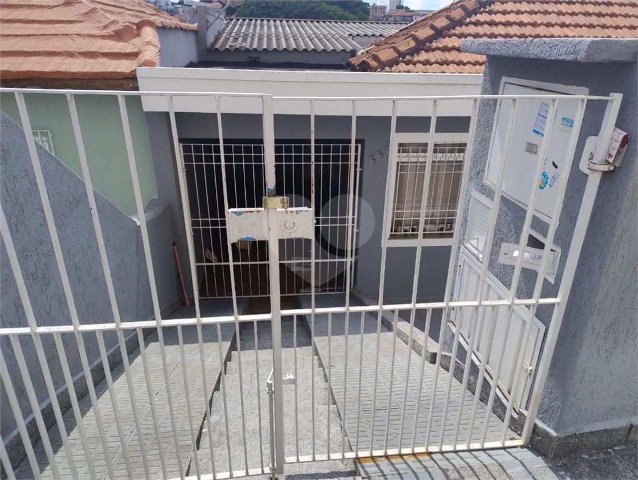 Casa á venda com 4 quartos e 2 vagas de garagem - Foto 2