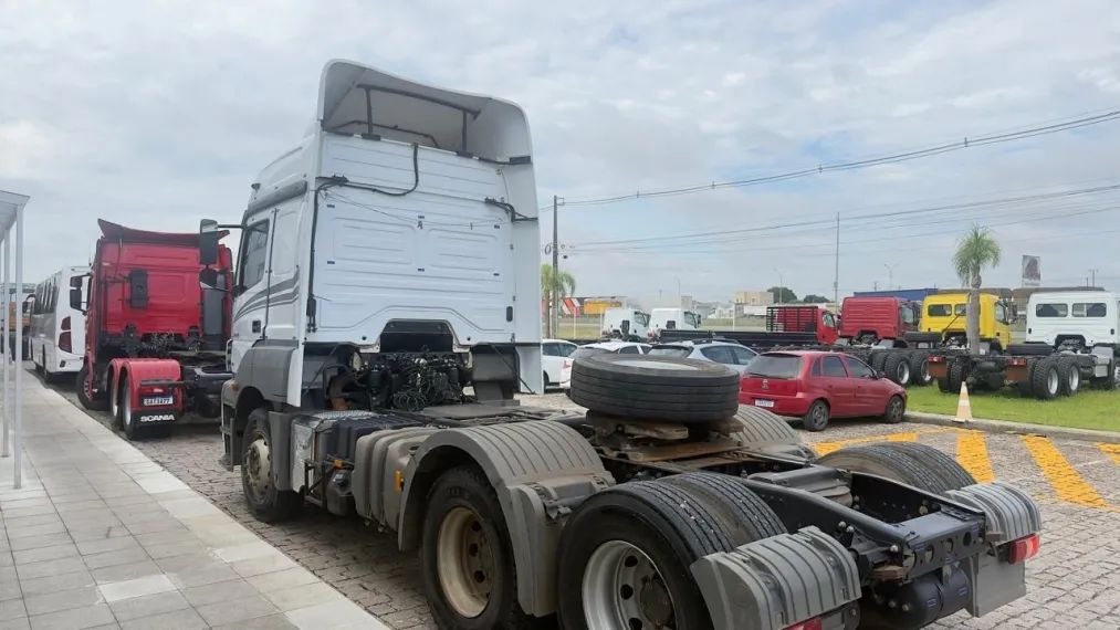 Mercedes-Benz Axor 2544 6x2. - Foto 4