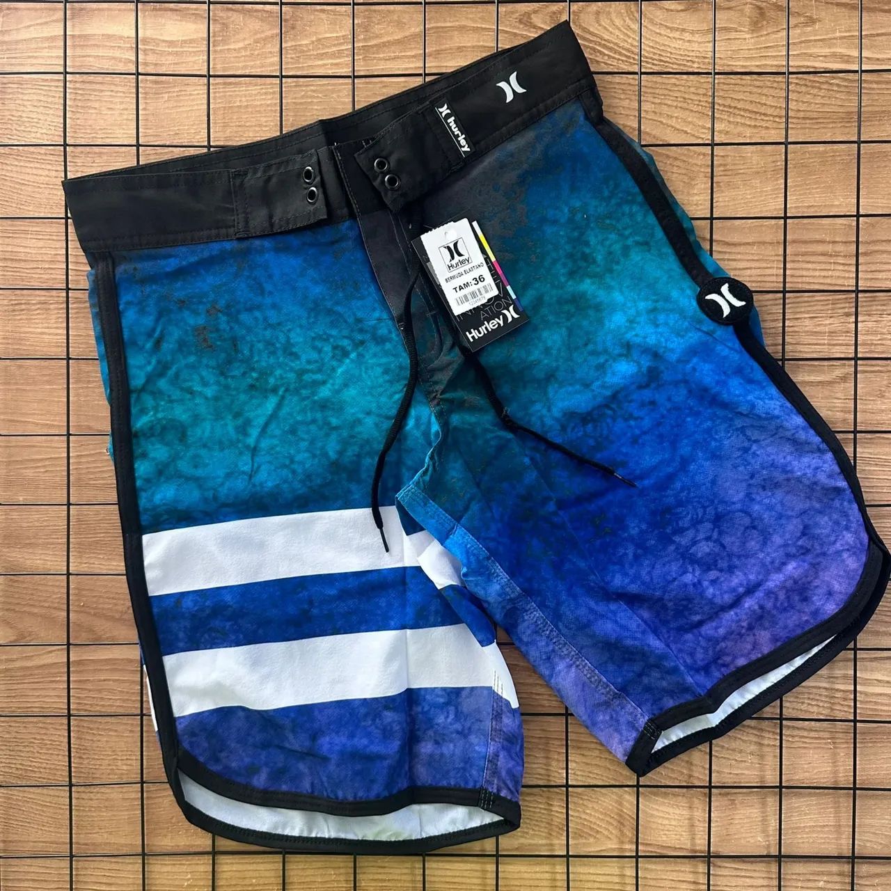 Bermuda Hurley TAM 36