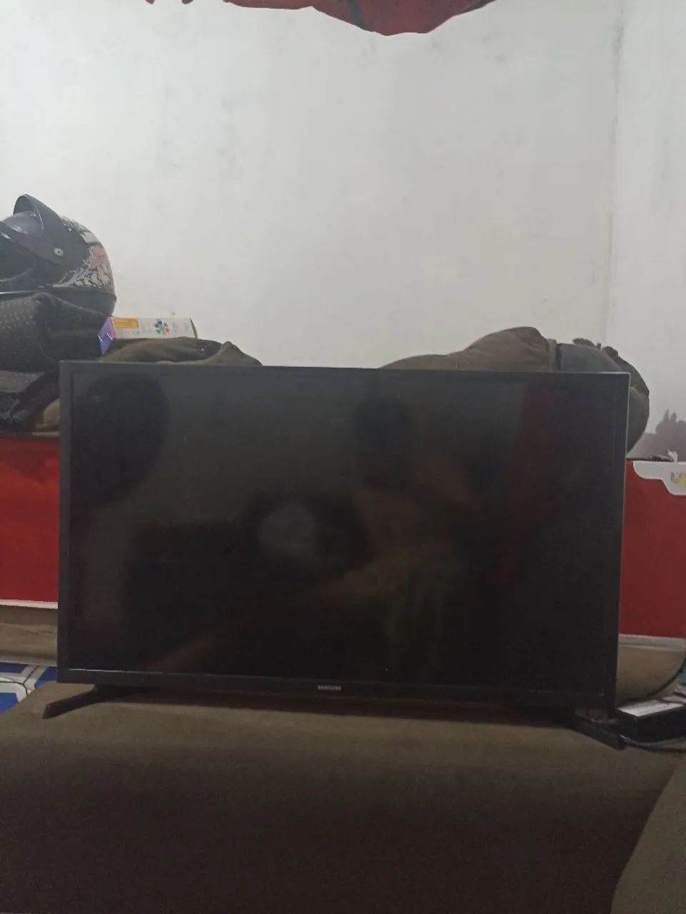Vendo televisão Samsung smart TV 32 polegadas - Foto 3