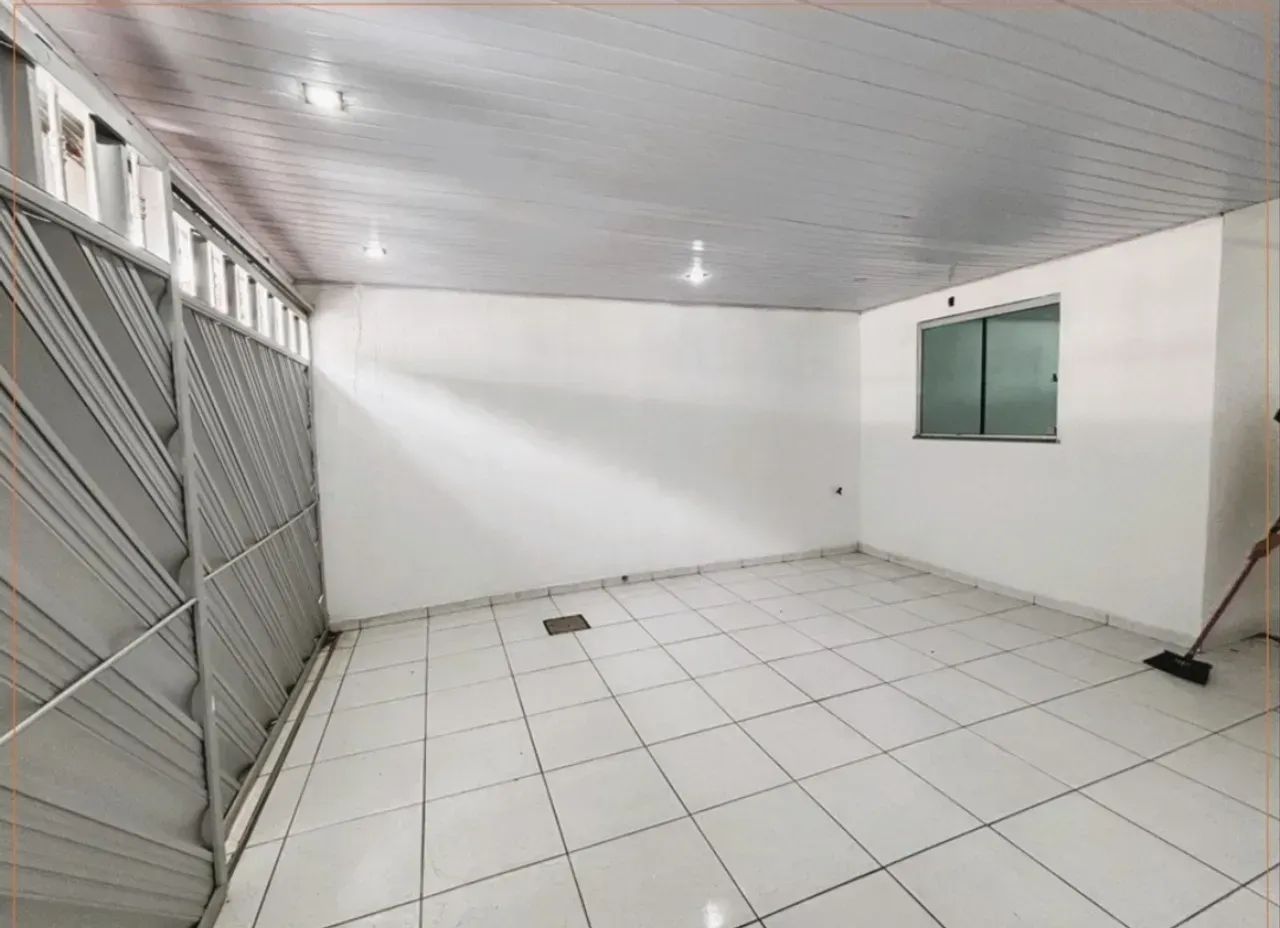 Vende-se casa na Condor