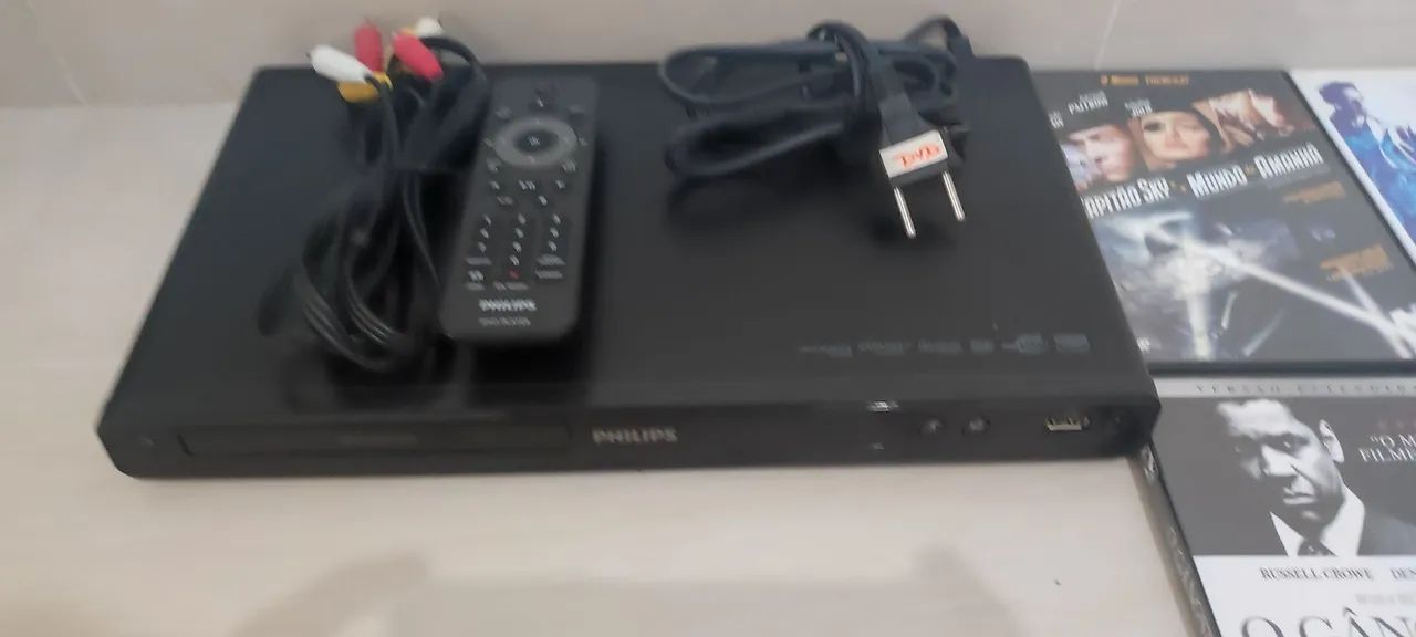 Aparelho de DVD plilips mais 20 filmes em DVD  - Foto 3