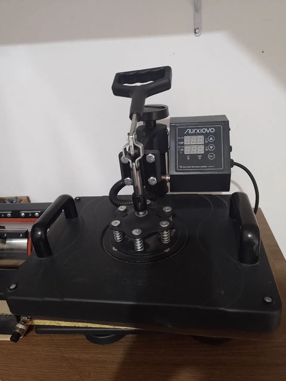 PRENSA SUBLIMAÇÃO E MÁQUINA GIRO 360 - Foto 5