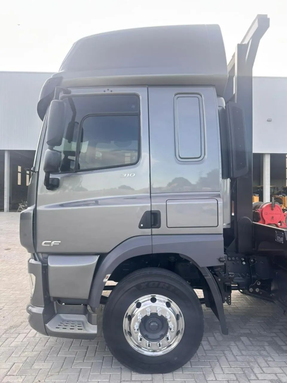 Daf CF  310 8x2 plataforma 2024  - Foto 3