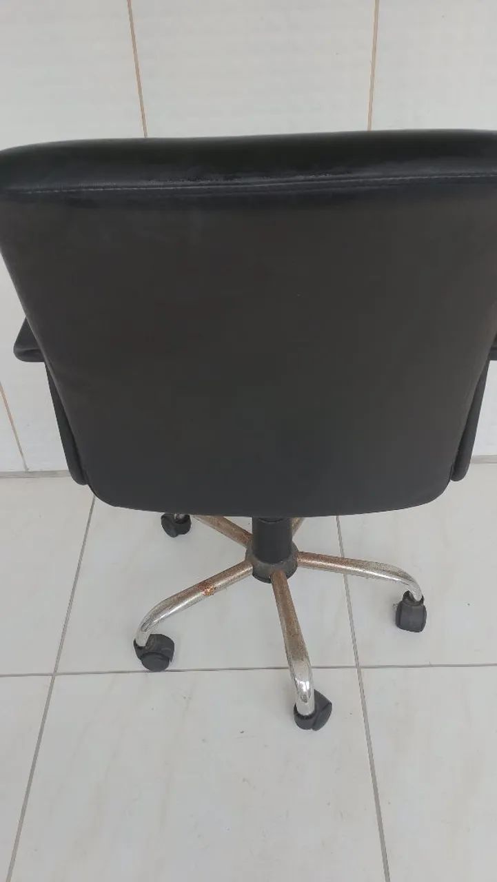 Vende-se uma cadeira  - Foto 3