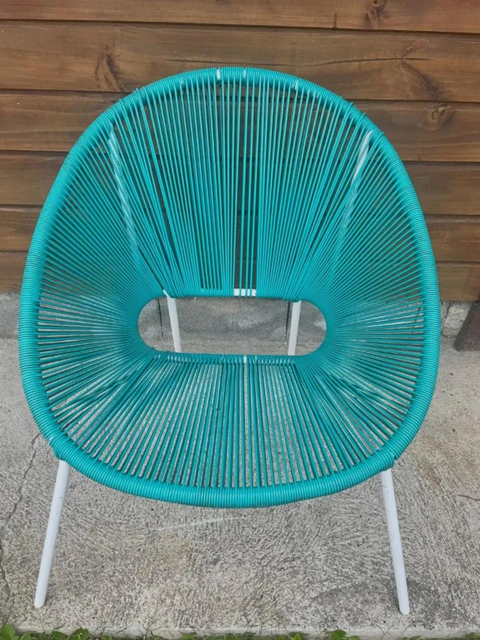 VENDO: Cadeira de Fibra - Área Externa Interna - Foto 4