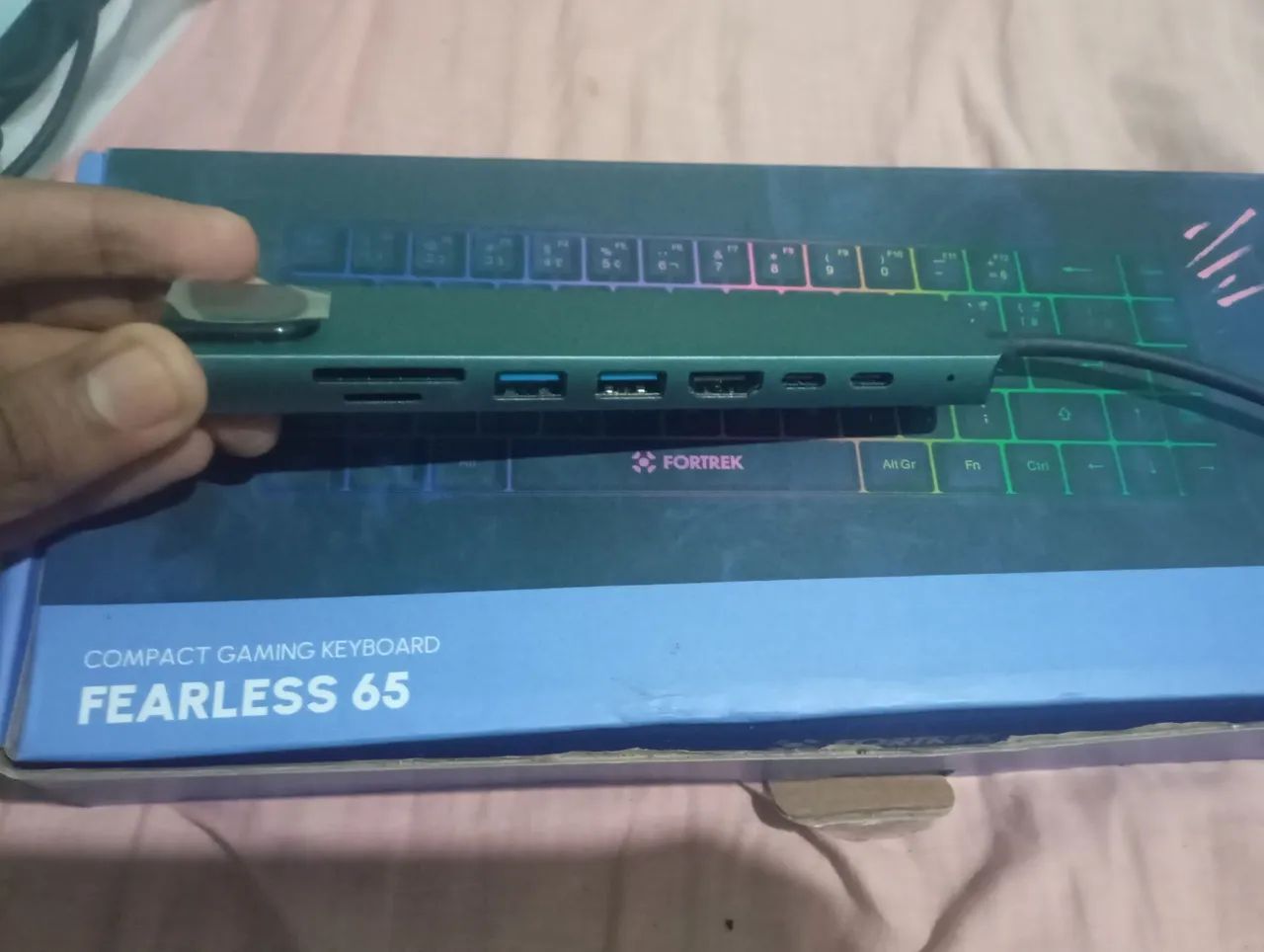 Teclado com fio, mais mouse e adaptador para celular  - Foto 3