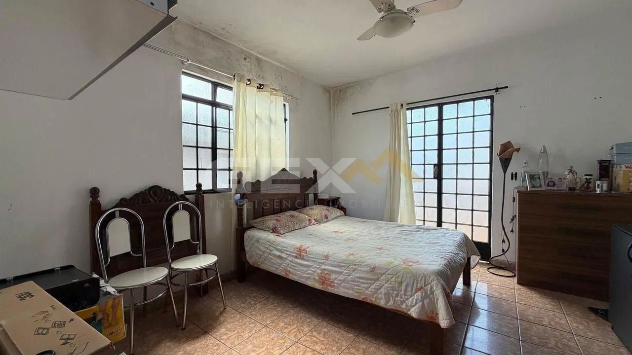 Casa à Venda com 03 Quartos no Centro de Divinópolis MG. - Foto 4