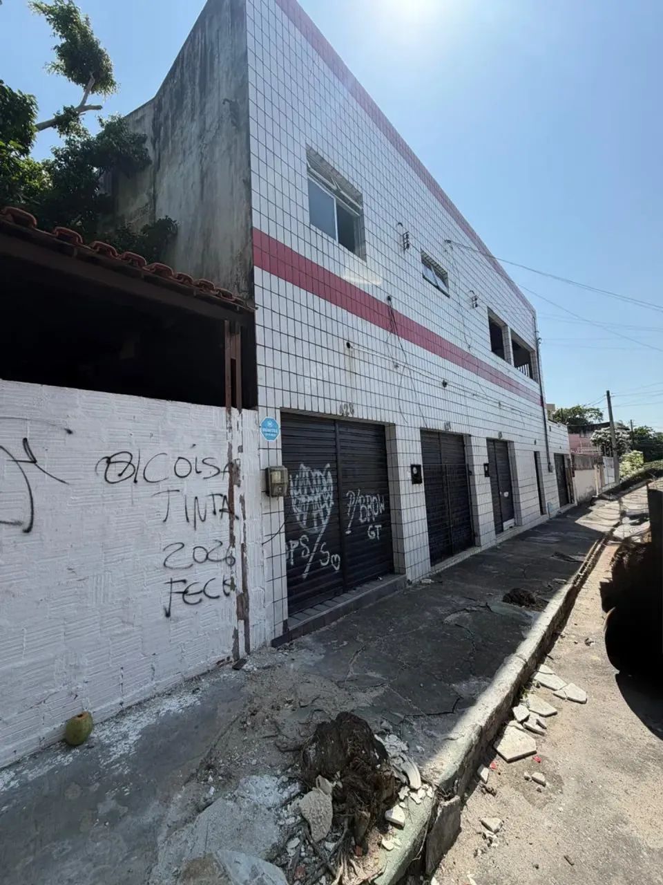Imóvel Comercial De Esquina à Venda No Bairro de Fátima - Foto 2