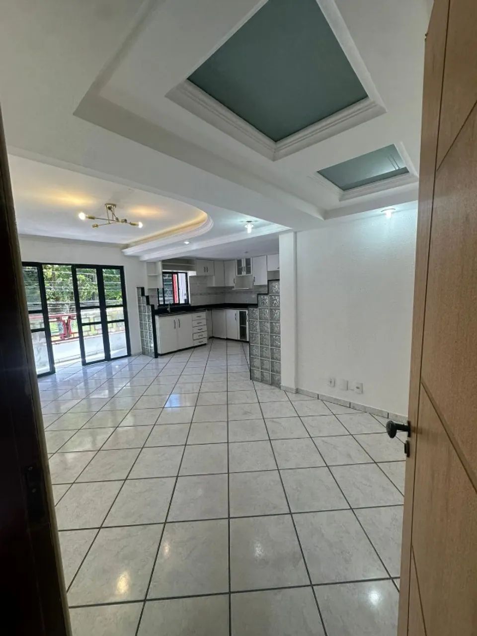 Amplo Apartamento duplex com 2 quartos e suíte no Centro de Marechal Floriano - Foto 4