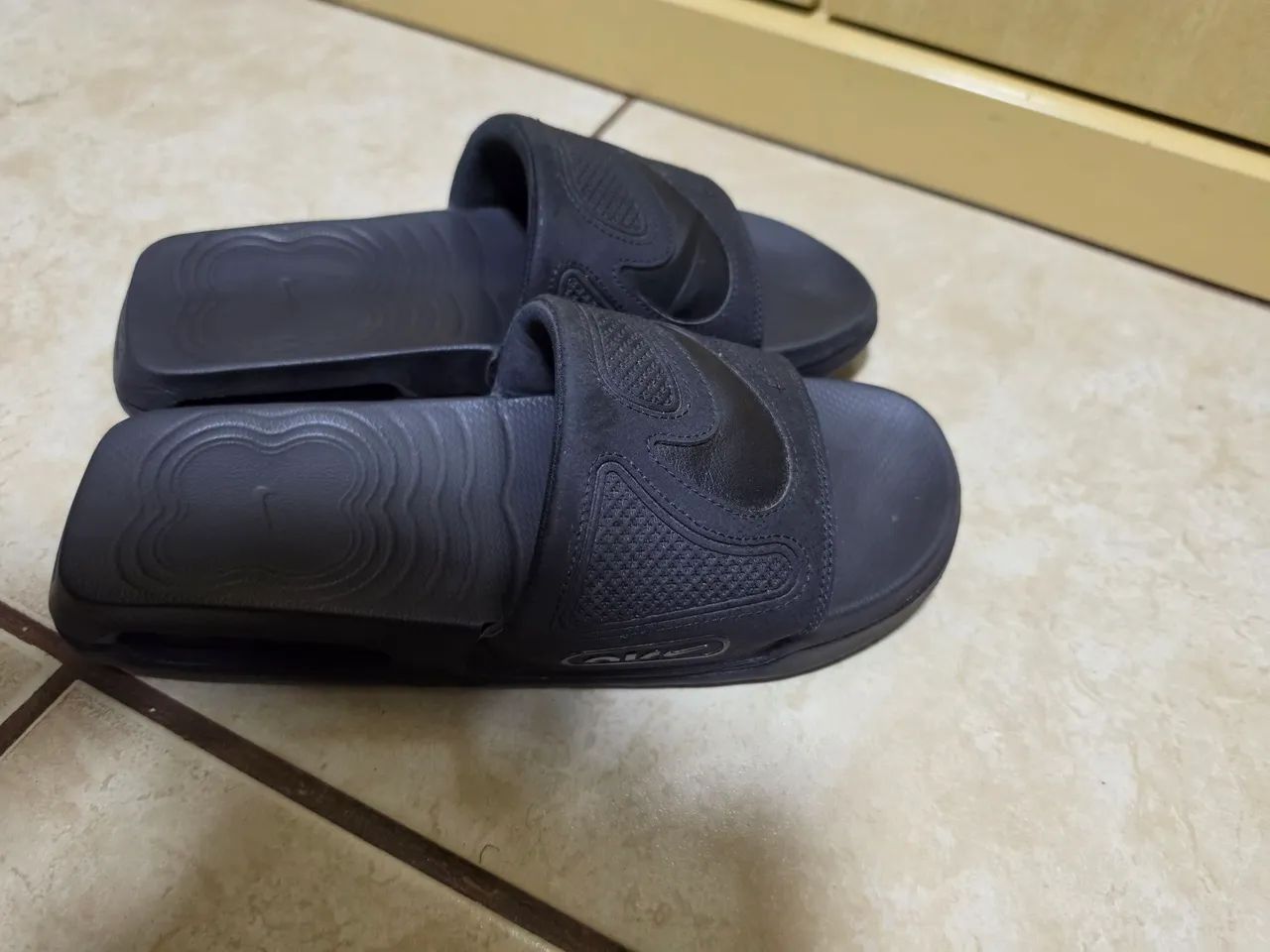 Chinelo Nike Air Max Cirro