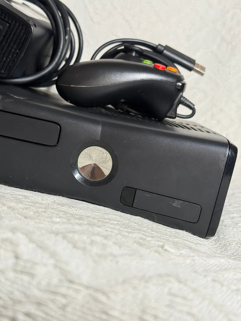 Xbox 360 Slim com defeito - Foto 3