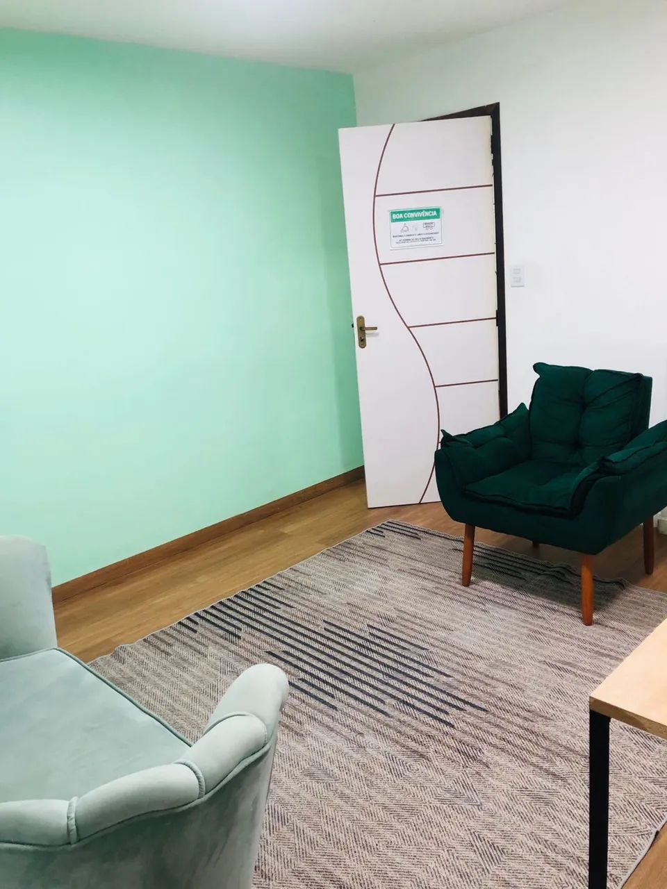 Sublocação de sala - leia o anúncio 