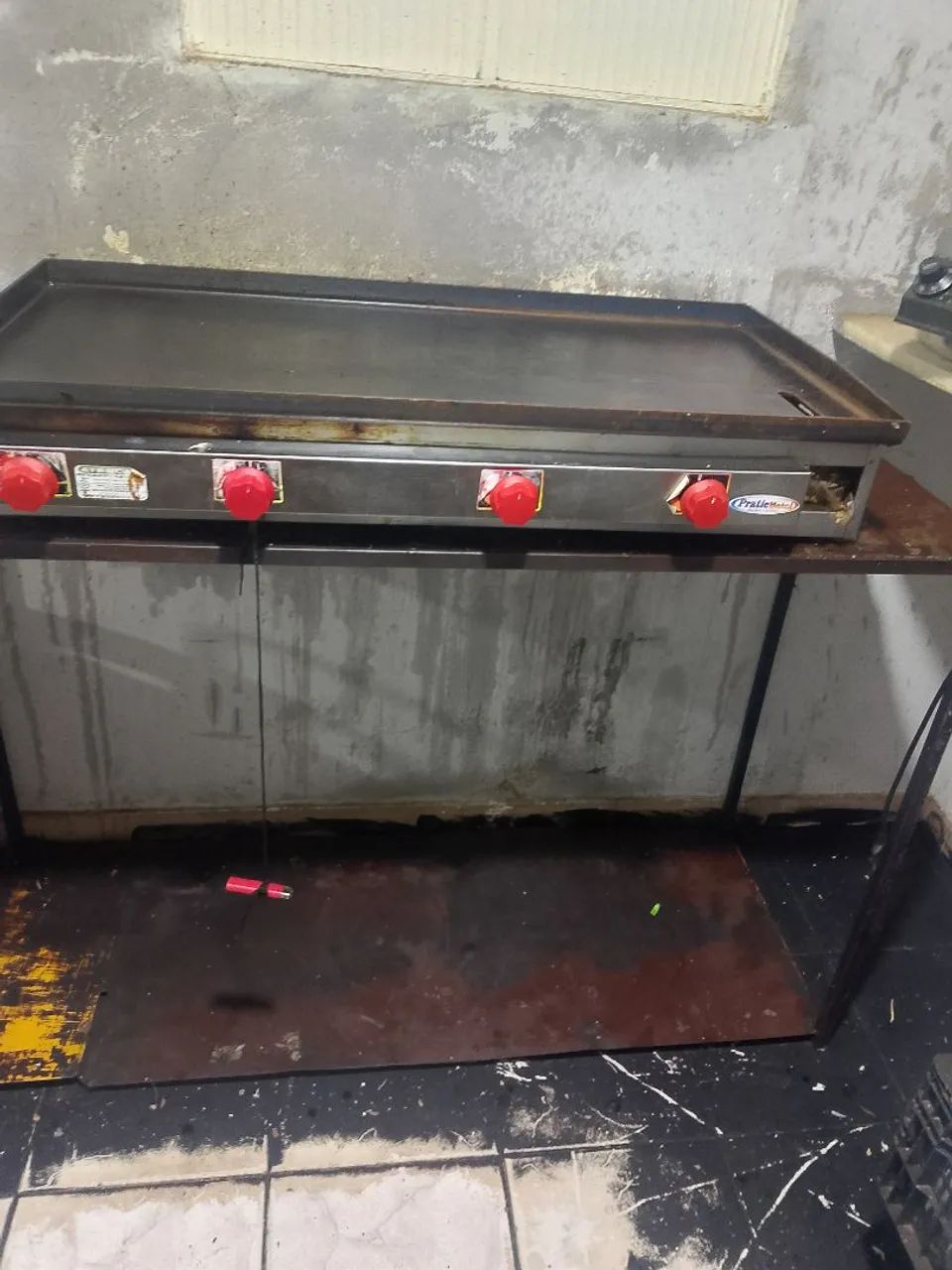 Vendo chapa e fritadeira 