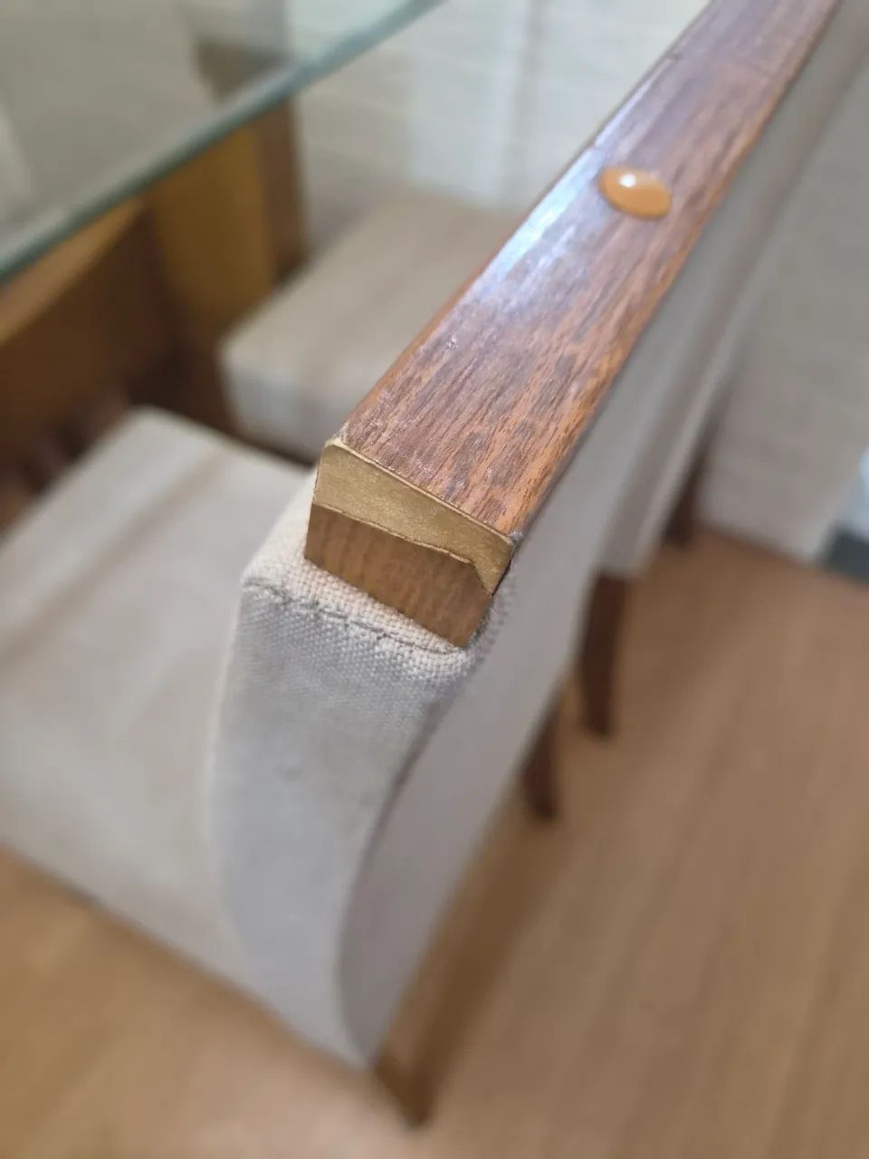 Mesa 6 lugares com 4 cadeiras - Foto 4