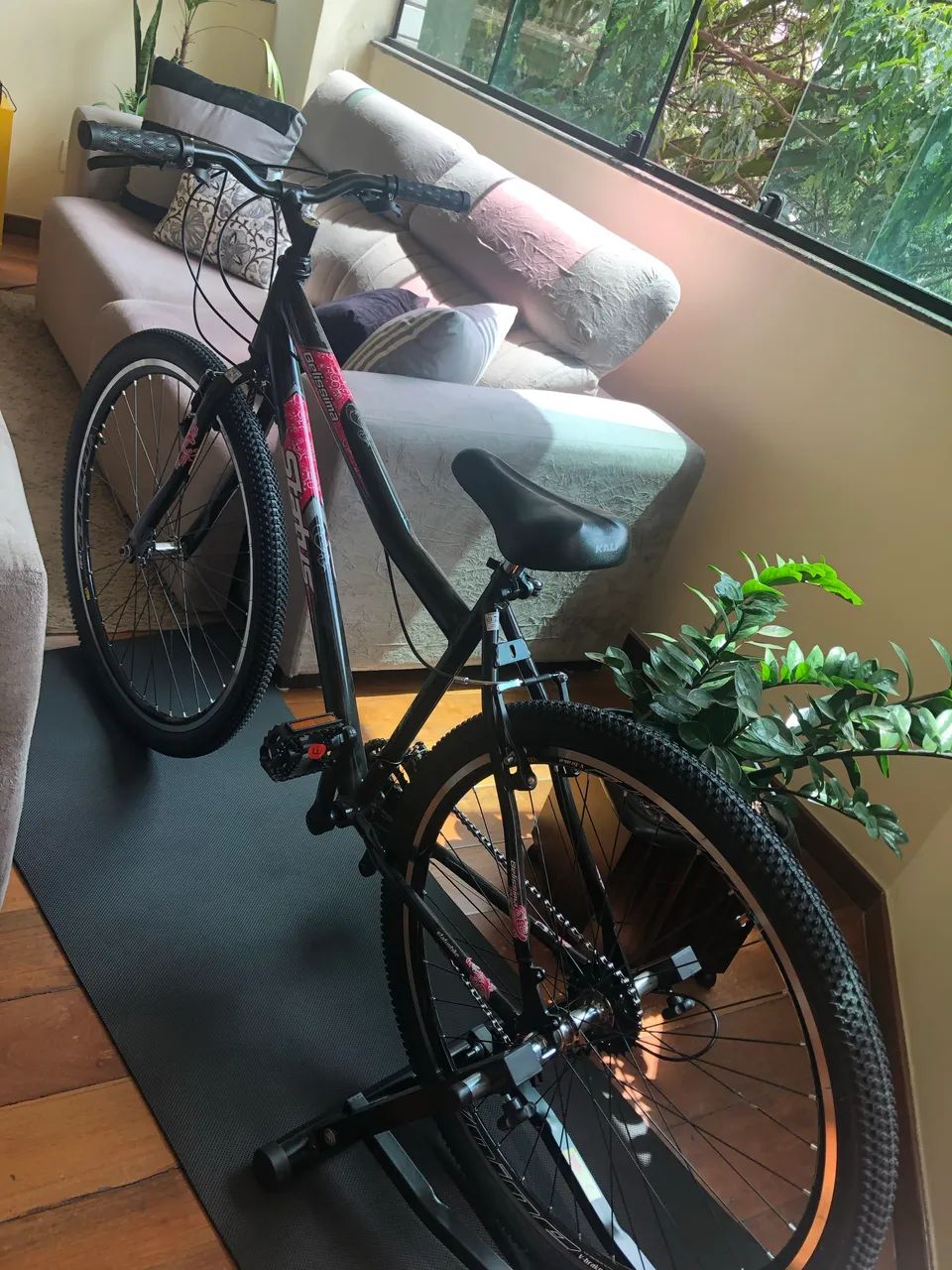 Bicicleta aro 29 status belíssima