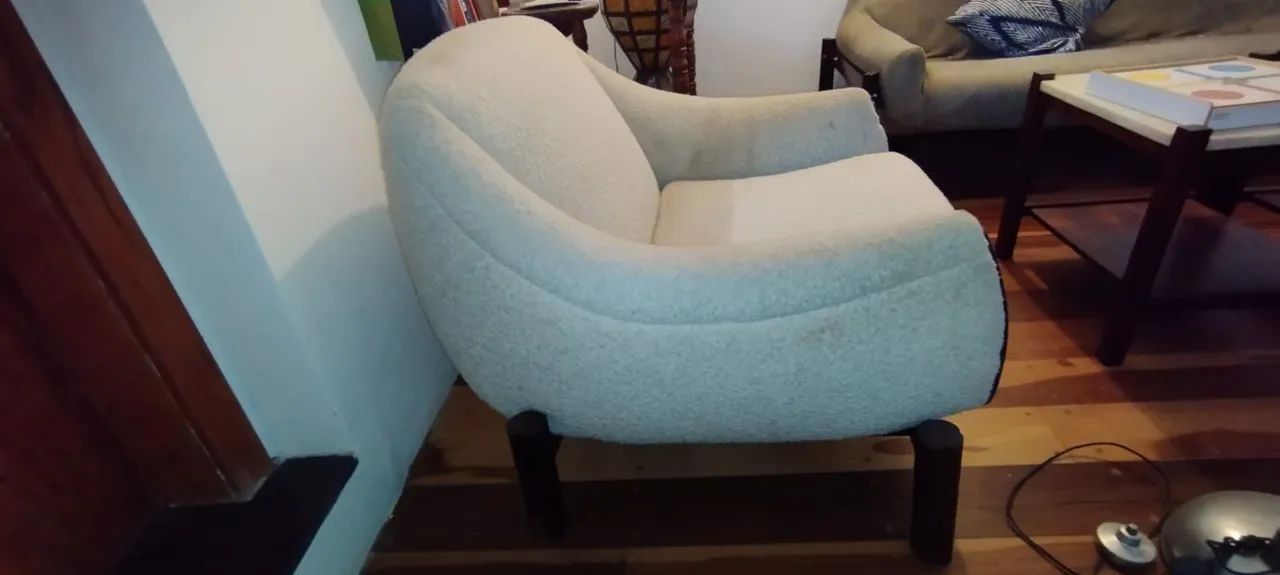 Poltrona Design Vintage Liceu arredondada - Restaurada - Foto 2