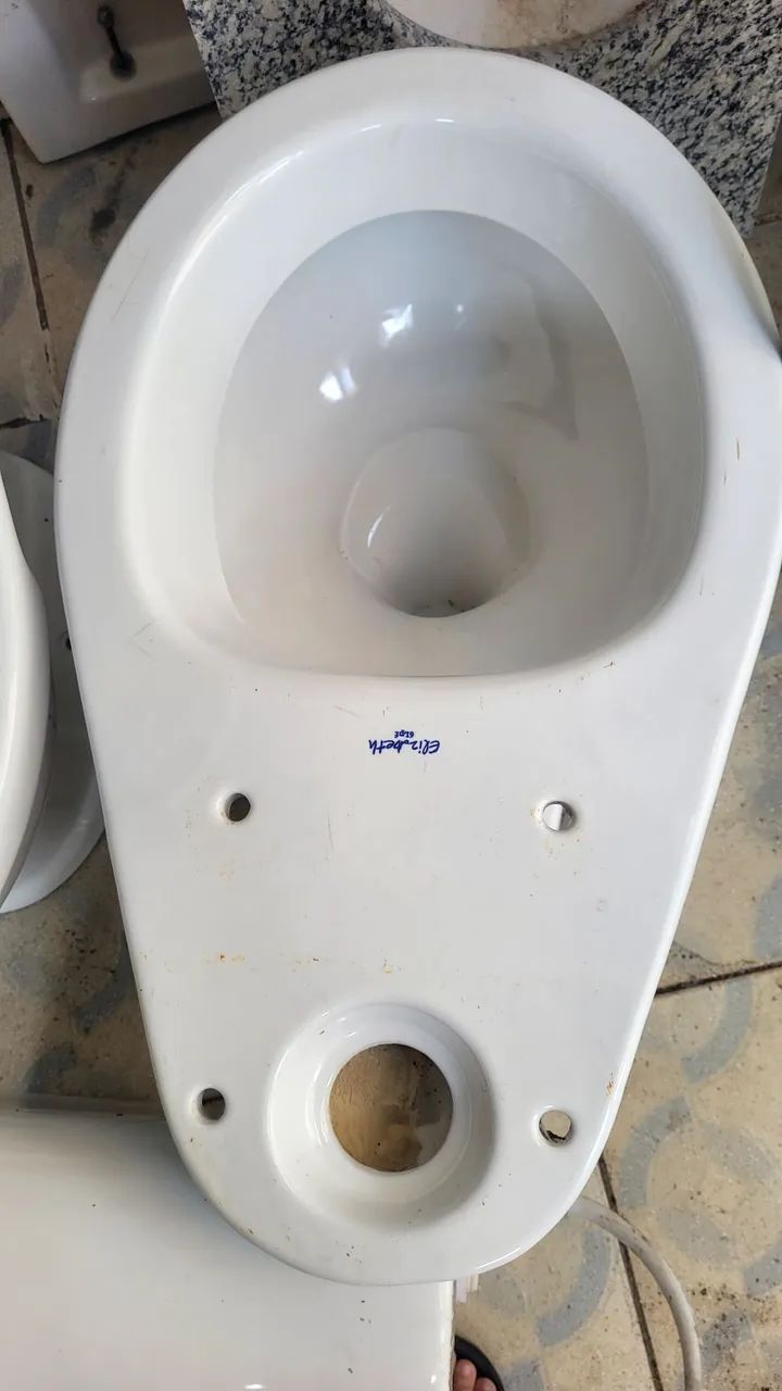 Bacia sanitária - Foto 2