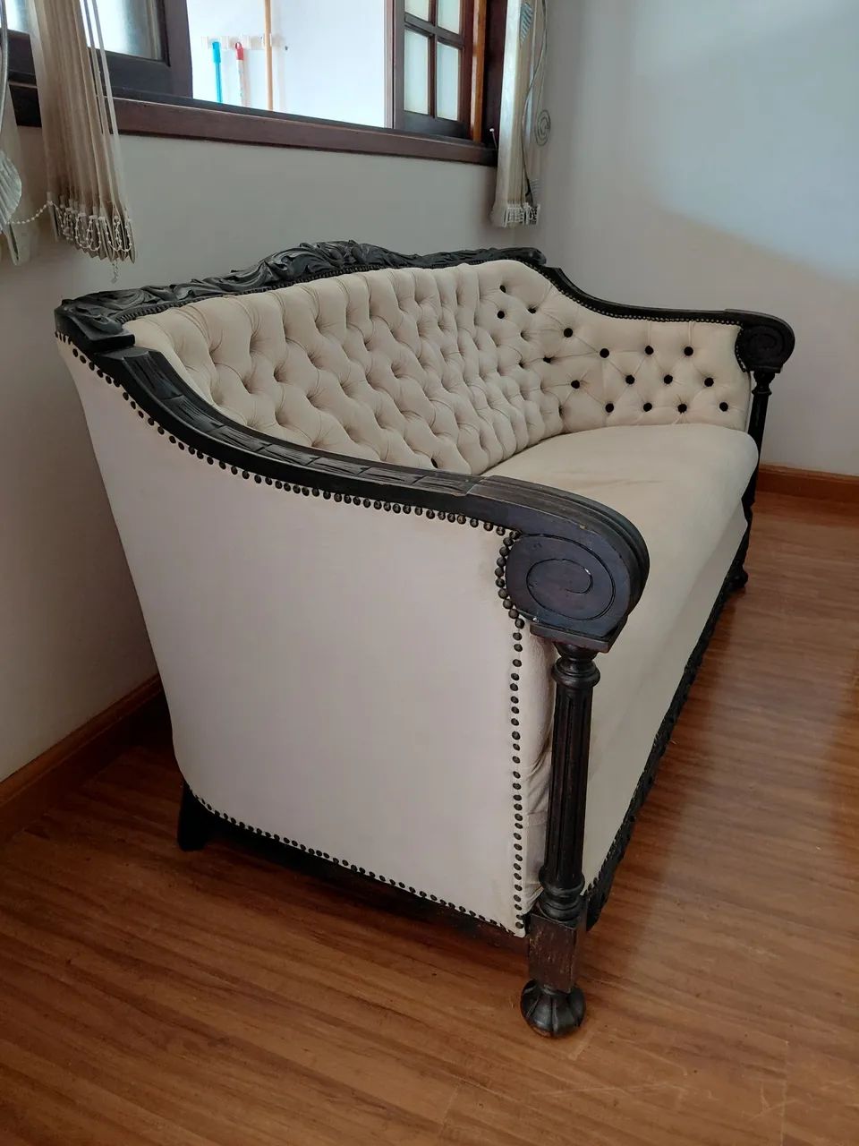 SOFÁ E POLTRONAS ESTILO LUIS XV - Foto 2