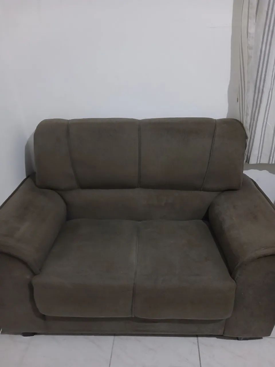 Sofá 2 lugares