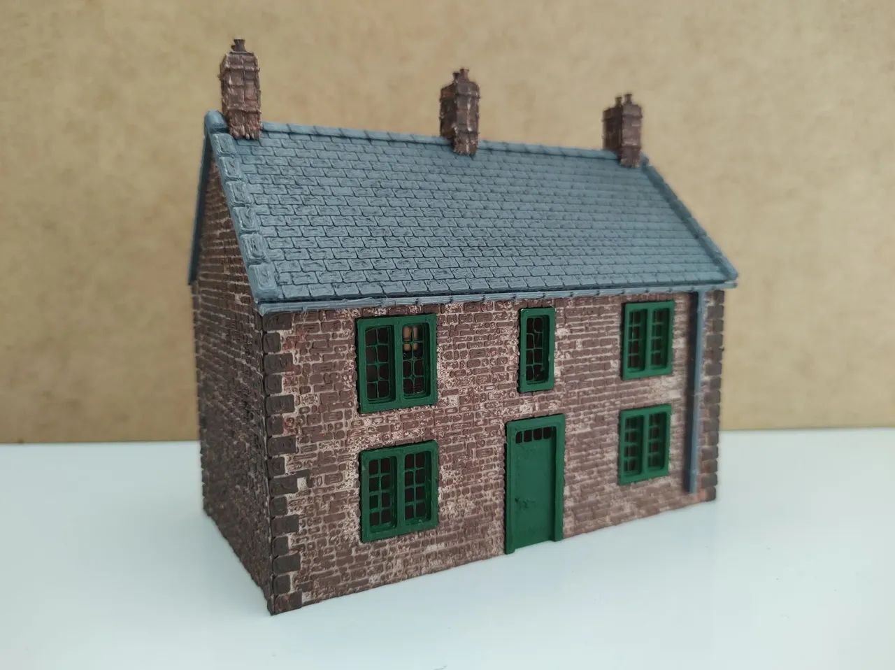 Casa e gradil HO, ferromodelismo! - Foto 4