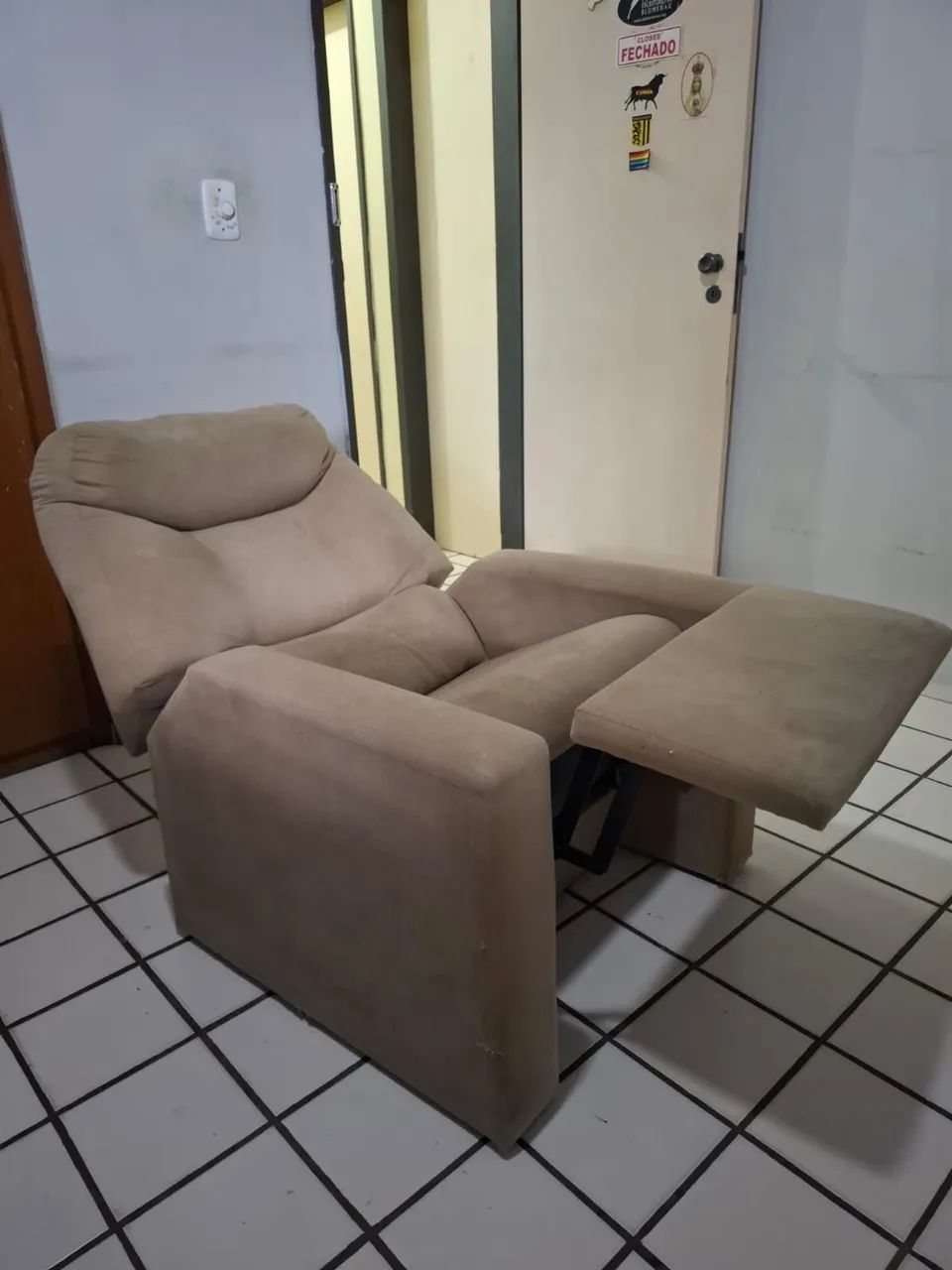 Poltrona reclinável  - Foto 2