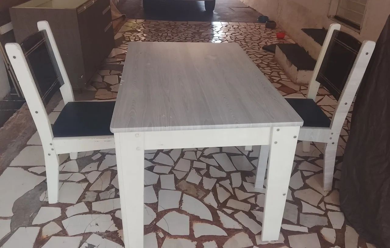 Mesa com 2 cadeiras  - Foto 4