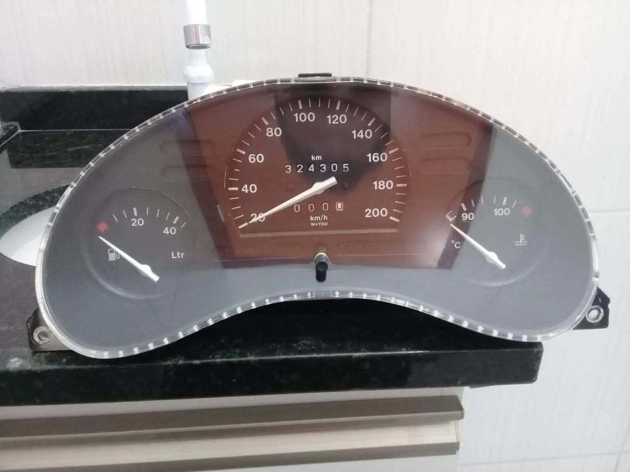 Painel de instrumentos do Corsa 