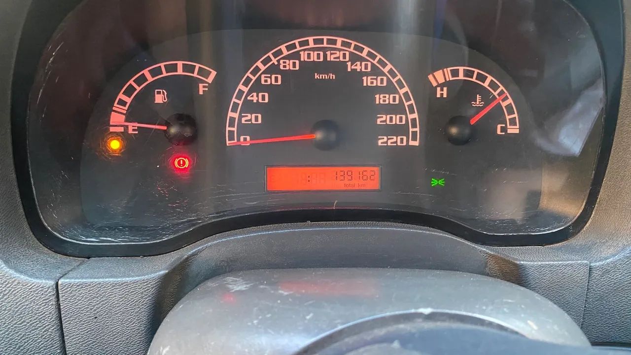 Fiat Strada Strada Trekking 1.4 mpi Fire Flex 8V CE 2006