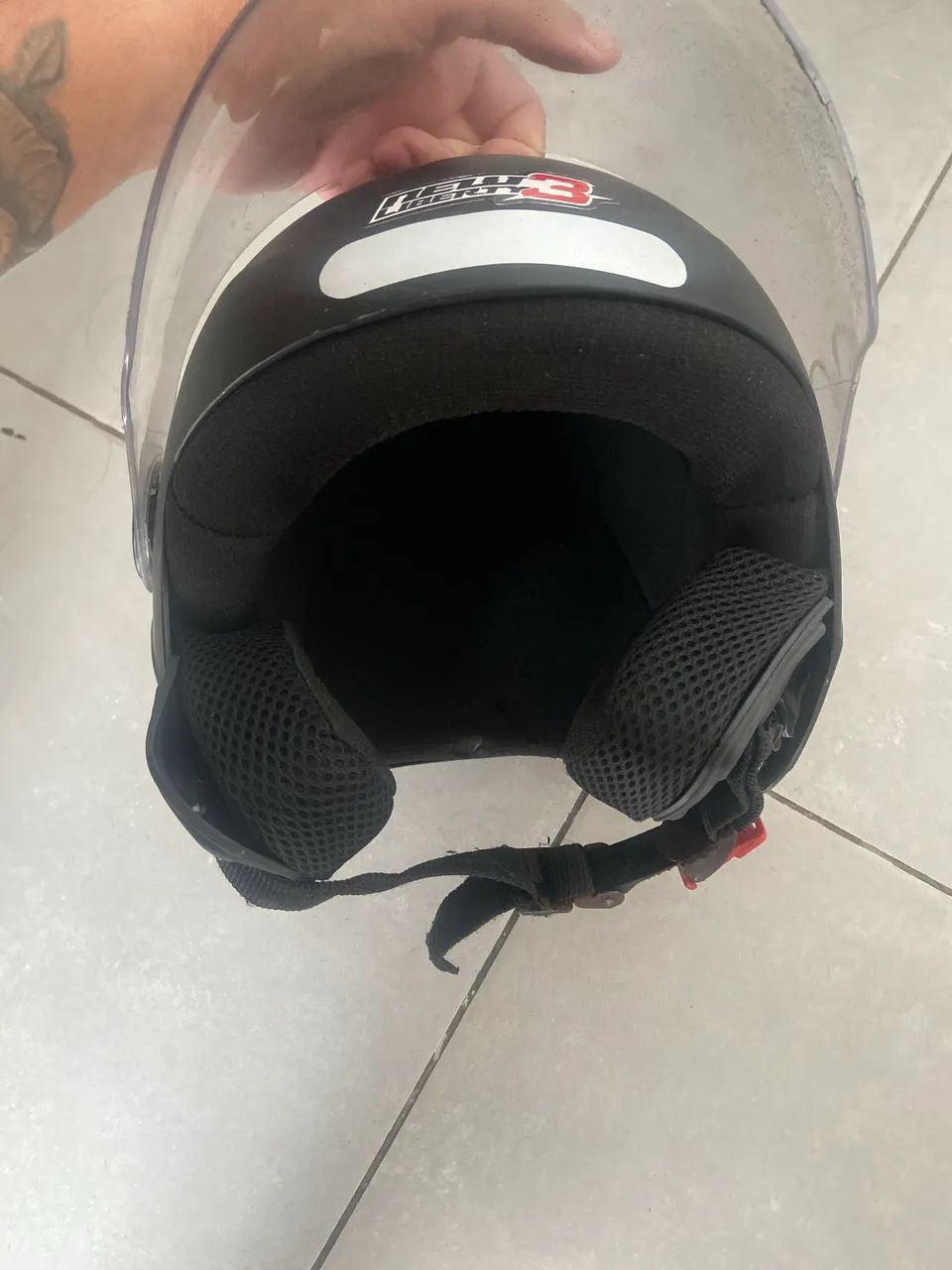 CAPACETE MOTO ÓTIMO ESTADO  - Foto 4