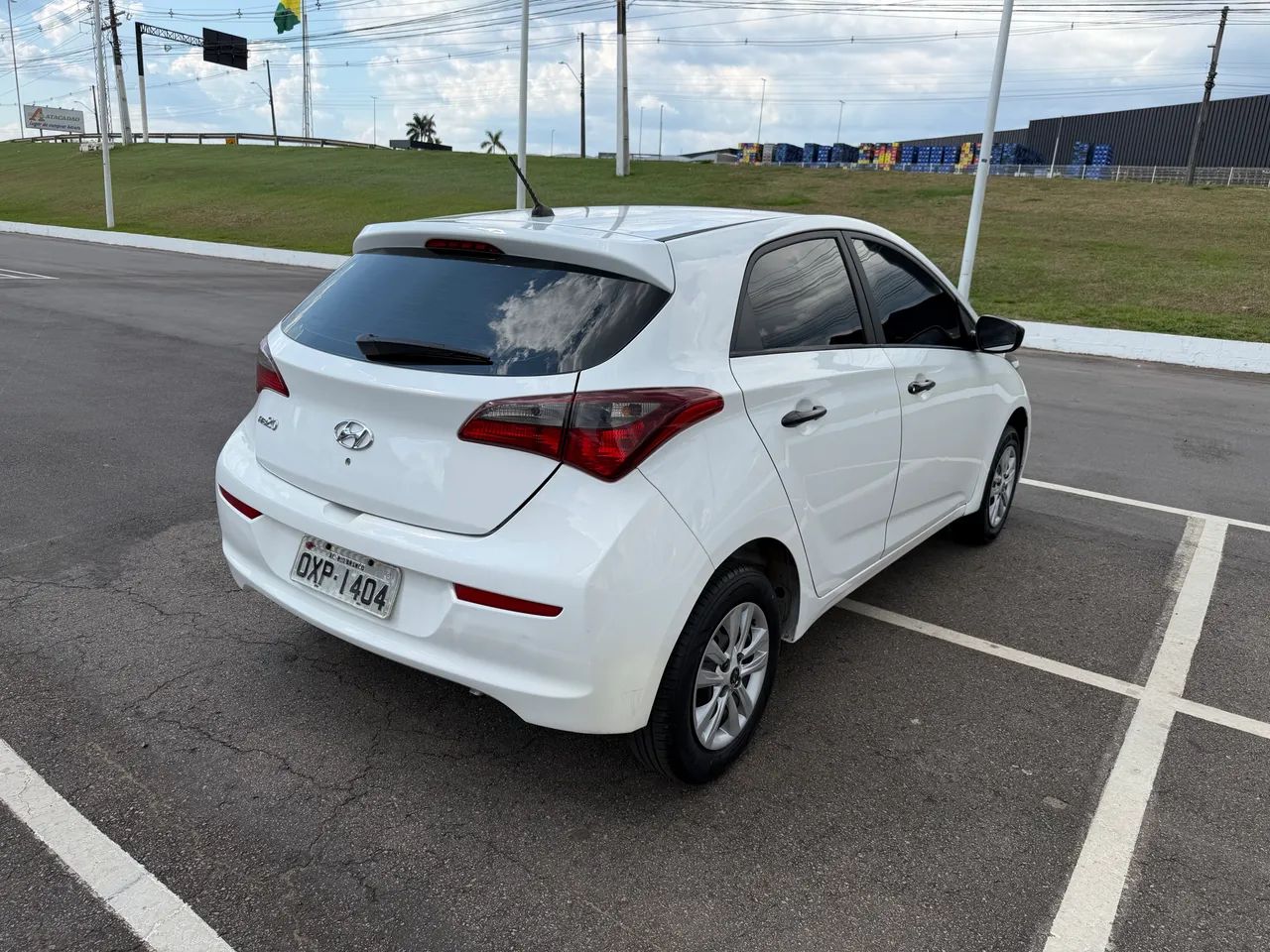 Hyundai HB20 Unique 1.0 Flex 12V Mec. 2019 - Foto 3