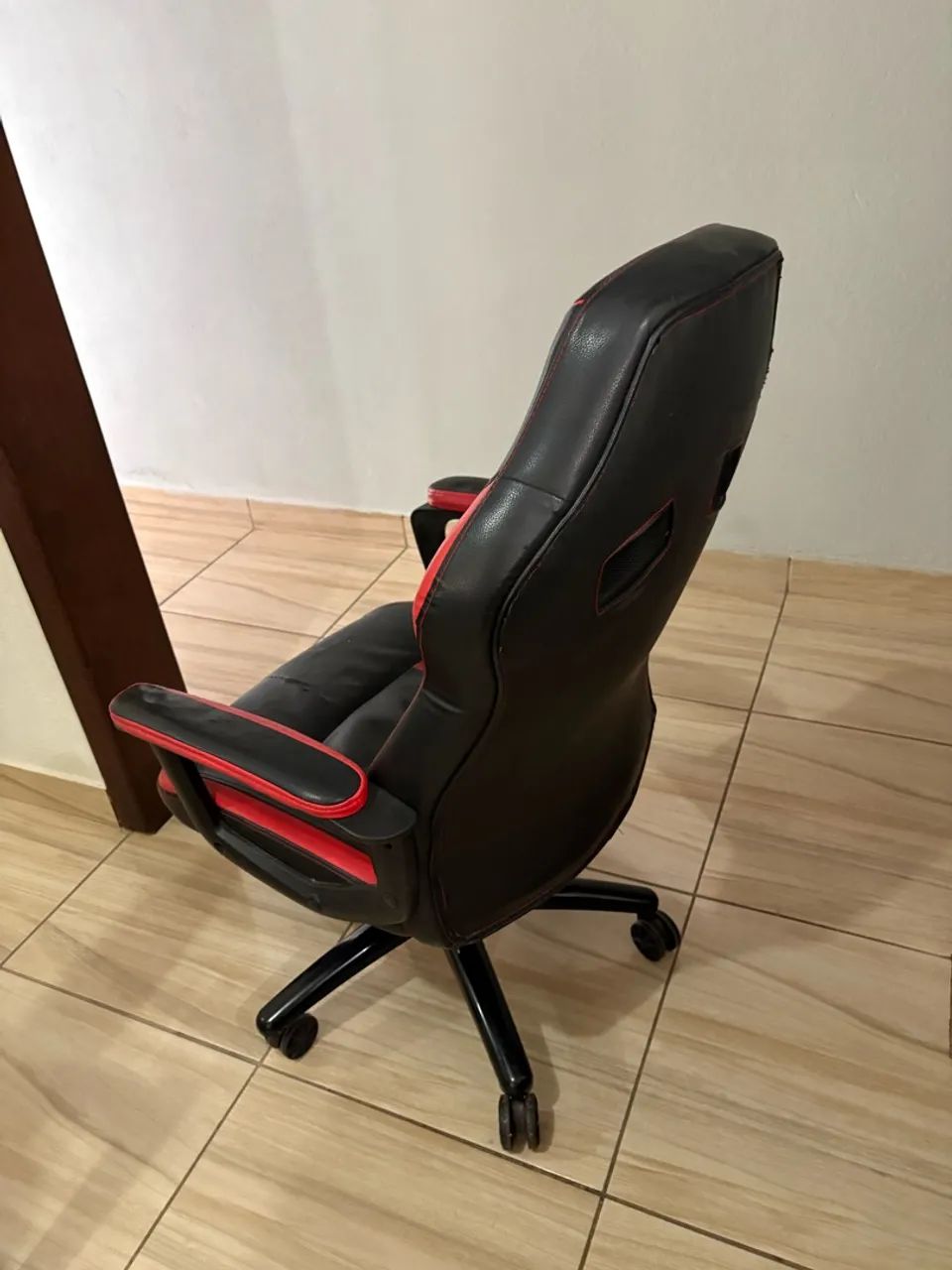 Cadeira gamer + mouse de brinde (Aceito Negociação) - Foto 2