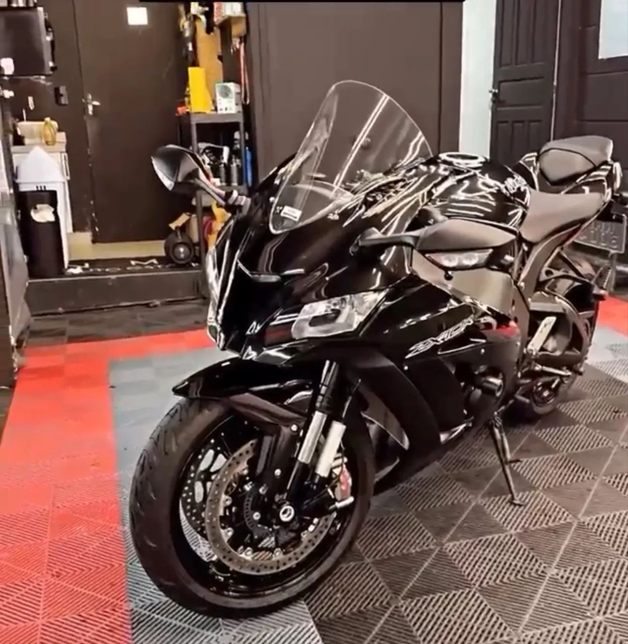 Kawasaki Ninja ZX10R - Foto 4