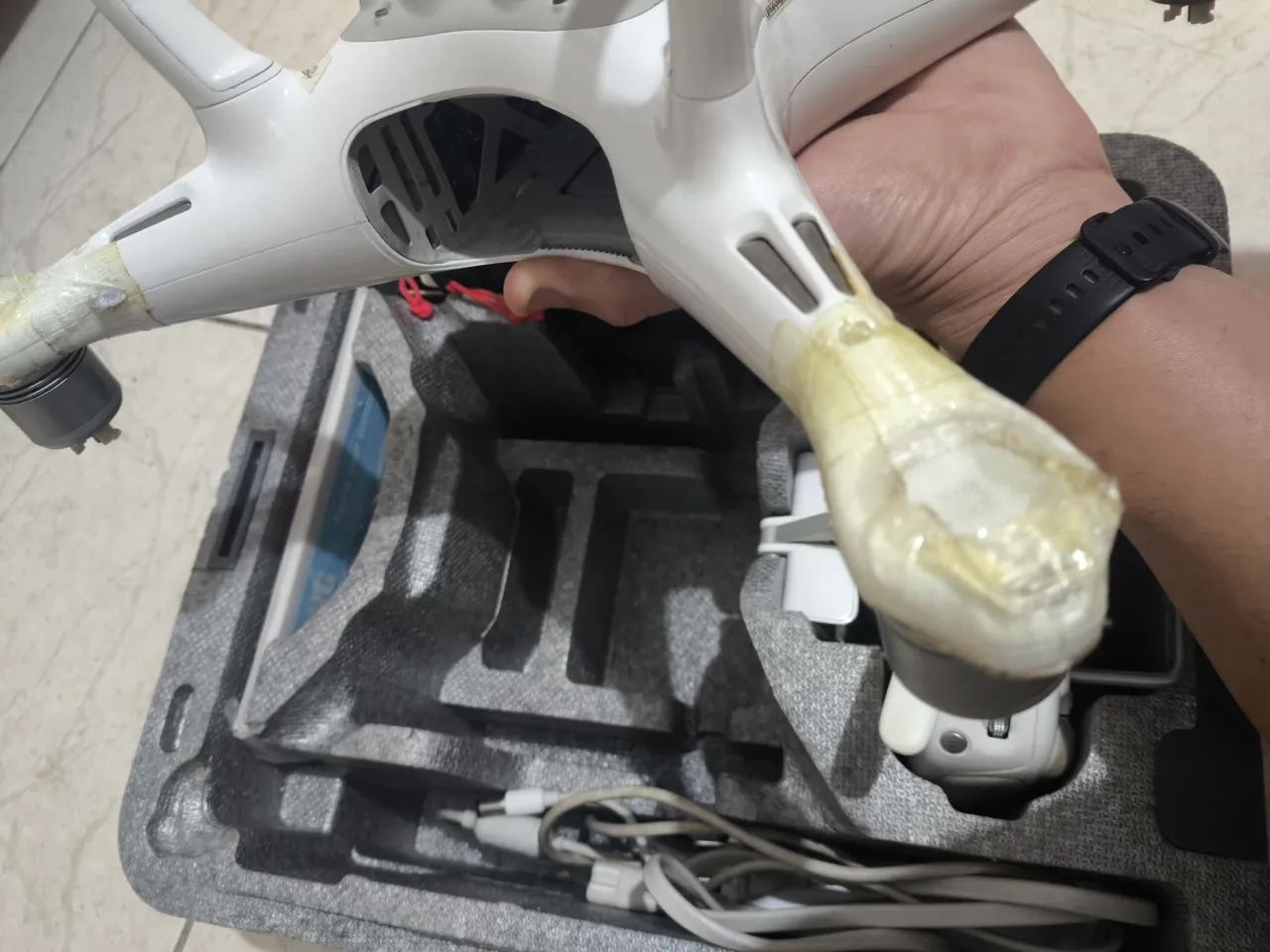 Drone Phantom 4 - Foto 2