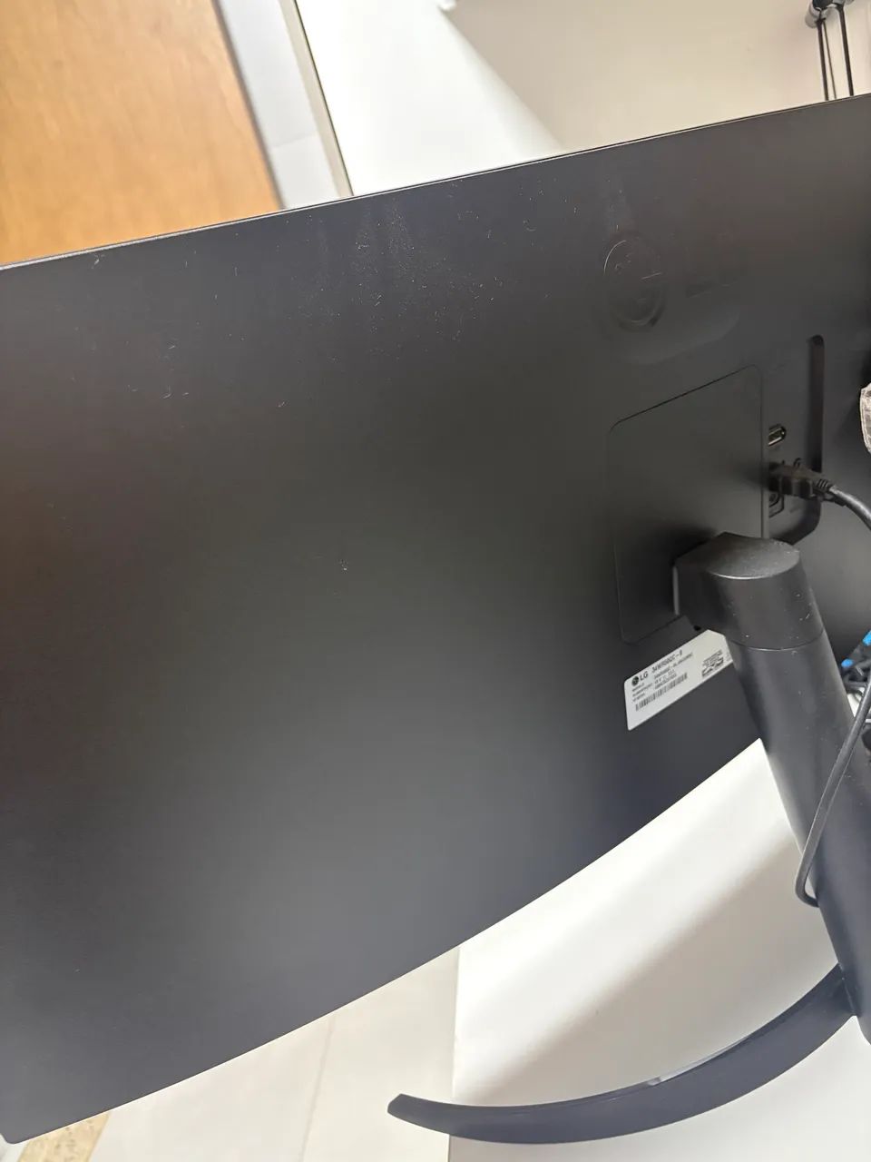 Monitor LG, curvo 32MR  - Foto 2