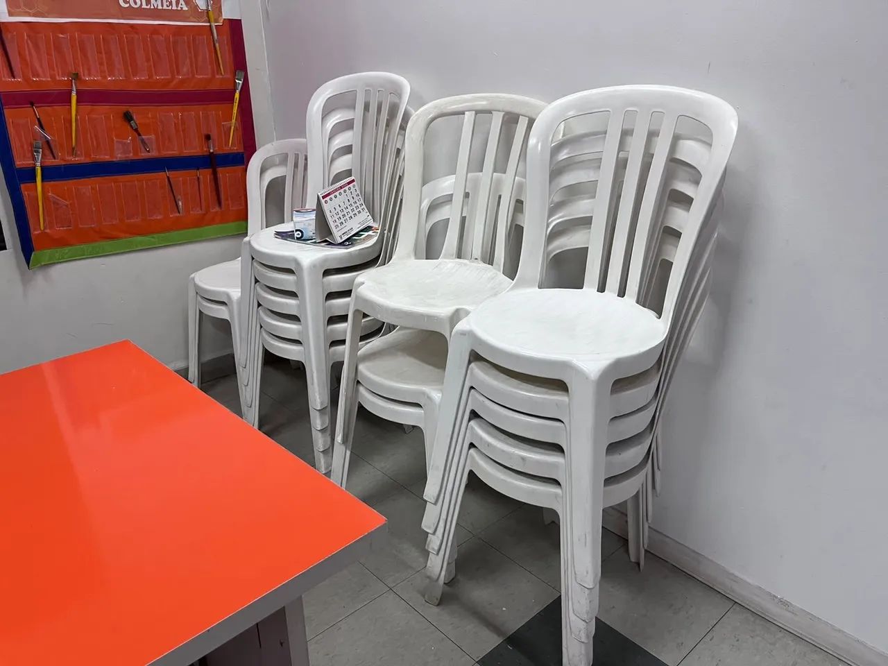 Cadeira de Plástico - Foto 4